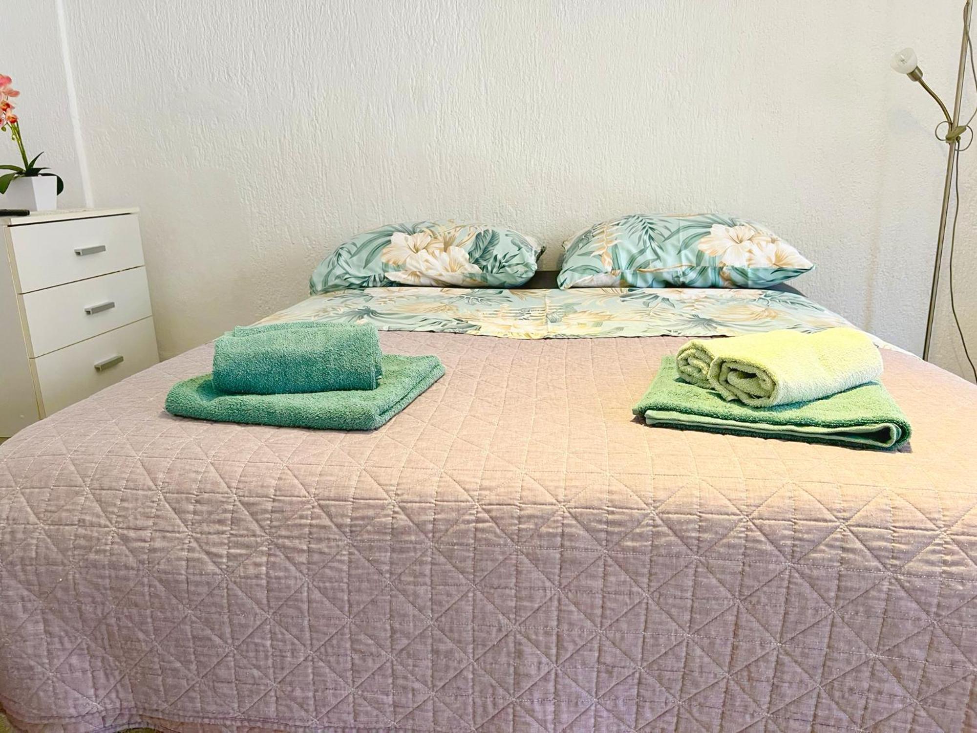 Apartments Ares Ровин Екстериор снимка